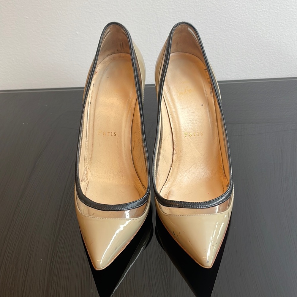 Christian Louboutin Natural / Grey Pumps. 35.5